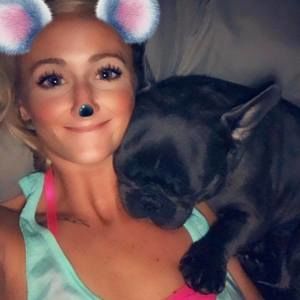 Meet your Posher, Dayna